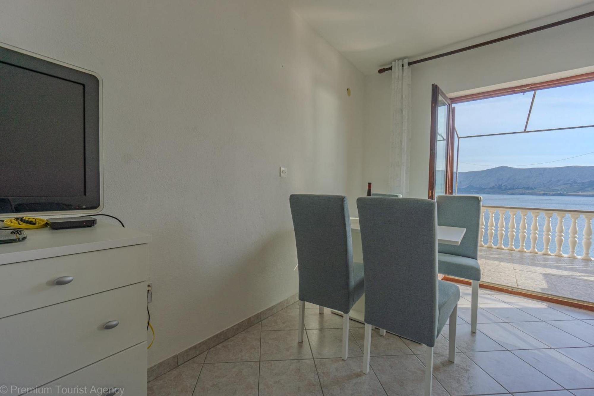 Apartamento Bepic Quiet Location On A Beautiful Bay Metajna Exterior foto